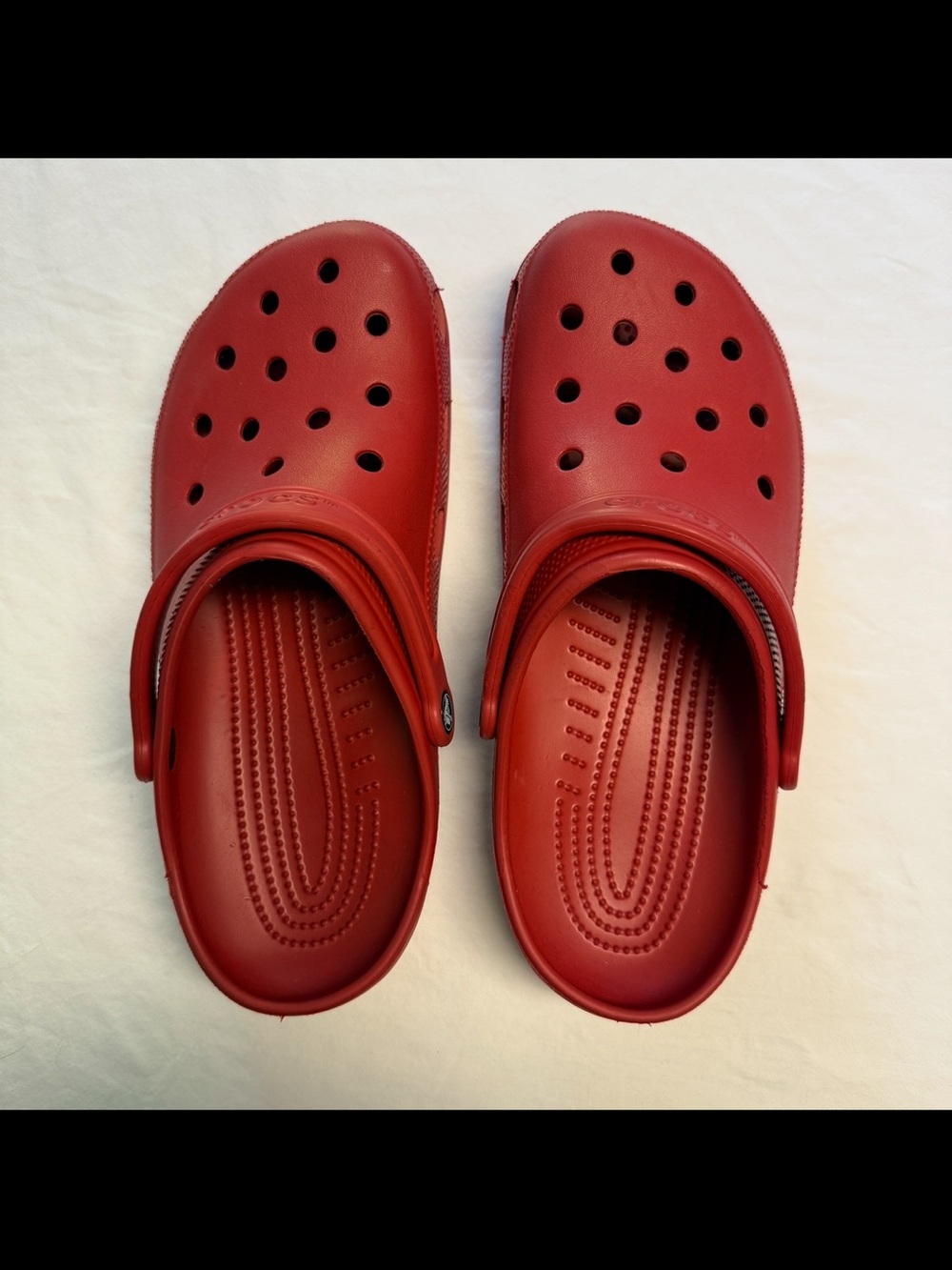 Crocs Men's Size 11 Classic Clog Waterproof Comfort Slip-On Mules - Pepper Red